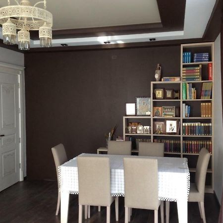 Flat Near The Mcdonald'S Apartment Batumi Ngoại thất bức ảnh
