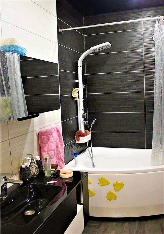 Flat Near The Mcdonald'S Apartment Batumi Ngoại thất bức ảnh