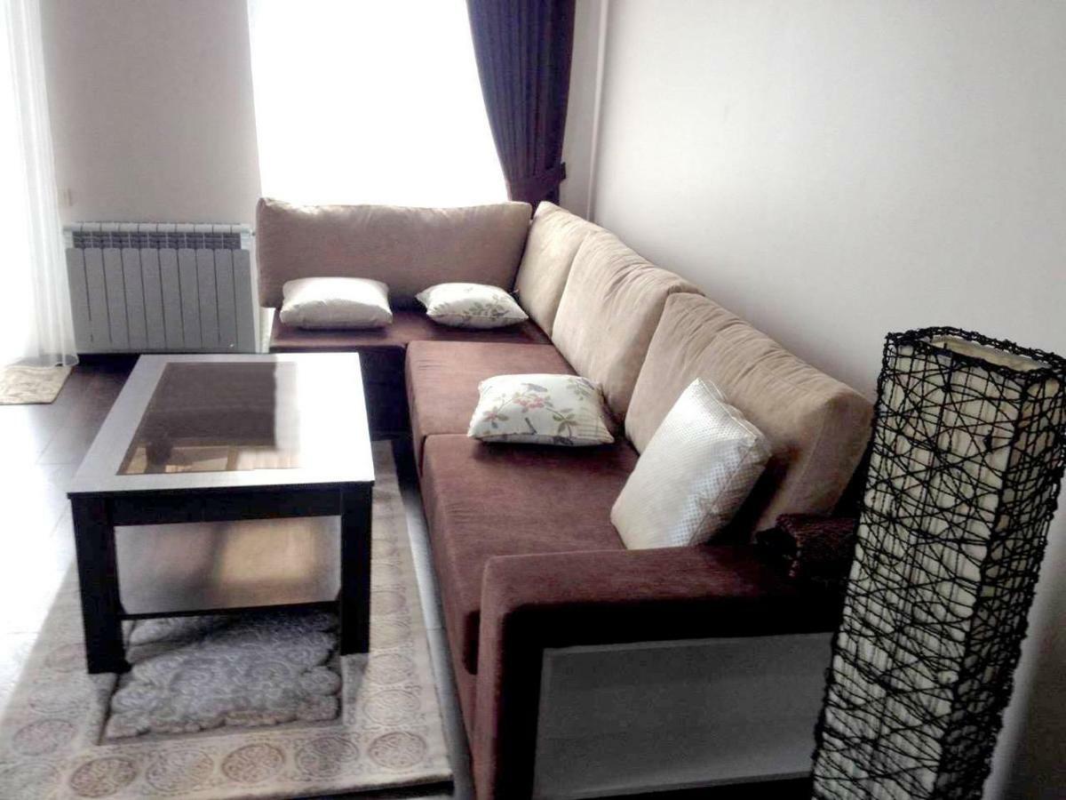 Flat Near The Mcdonald'S Apartment Batumi Ngoại thất bức ảnh